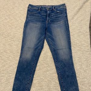Women’s American Eagle Jeans